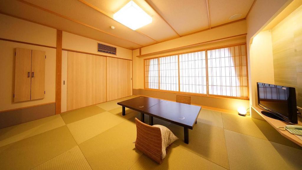 Tsukino Sumika Atami Juraku Hotel ภายนอก รูปภาพ