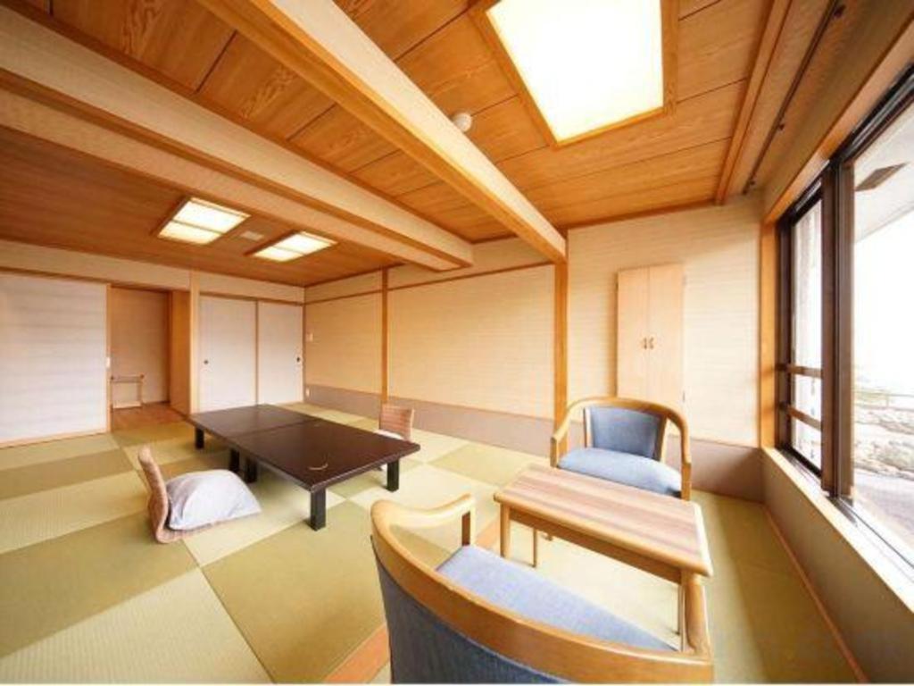 Tsukino Sumika Atami Juraku Hotel ภายนอก รูปภาพ