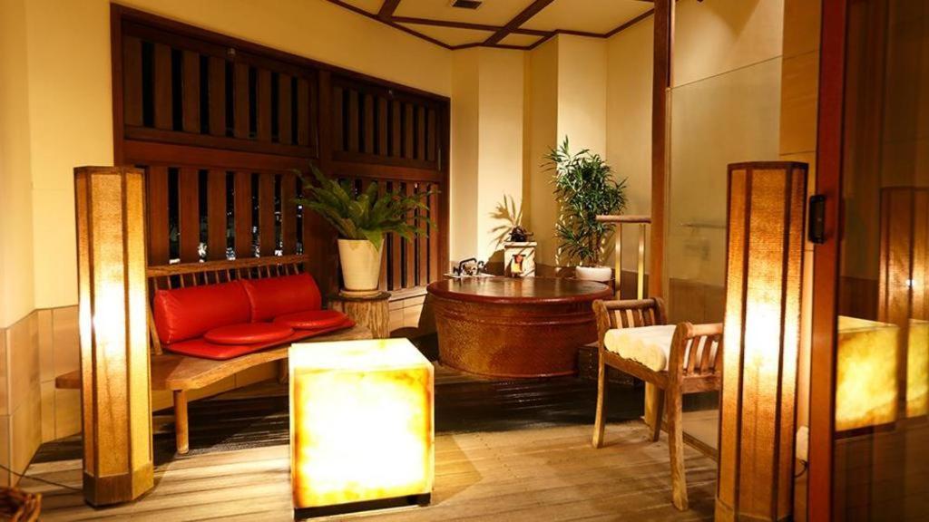 Tsukino Sumika Atami Juraku Hotel ภายนอก รูปภาพ