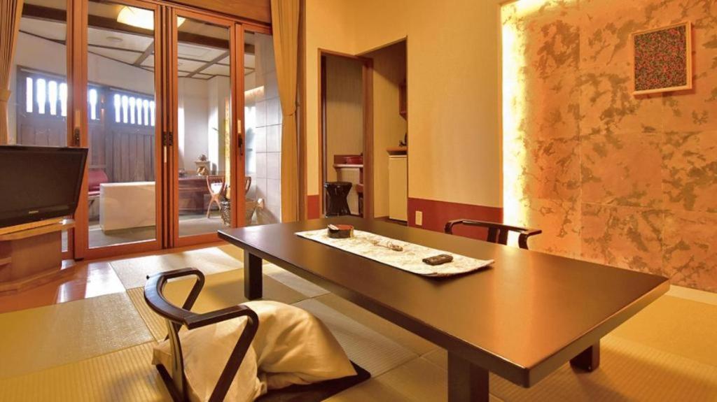 Tsukino Sumika Atami Juraku Hotel ภายนอก รูปภาพ