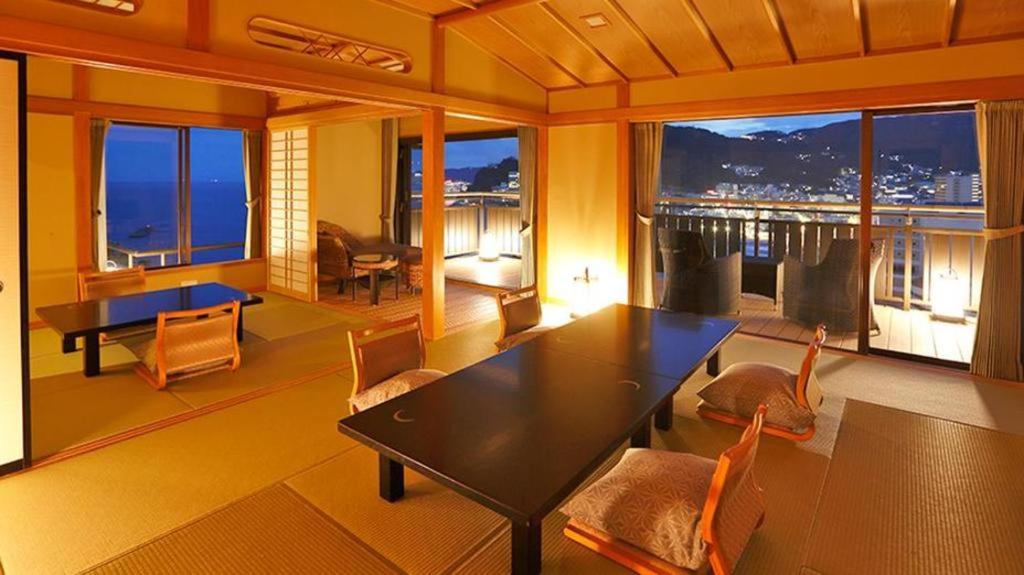 Tsukino Sumika Atami Juraku Hotel ภายนอก รูปภาพ